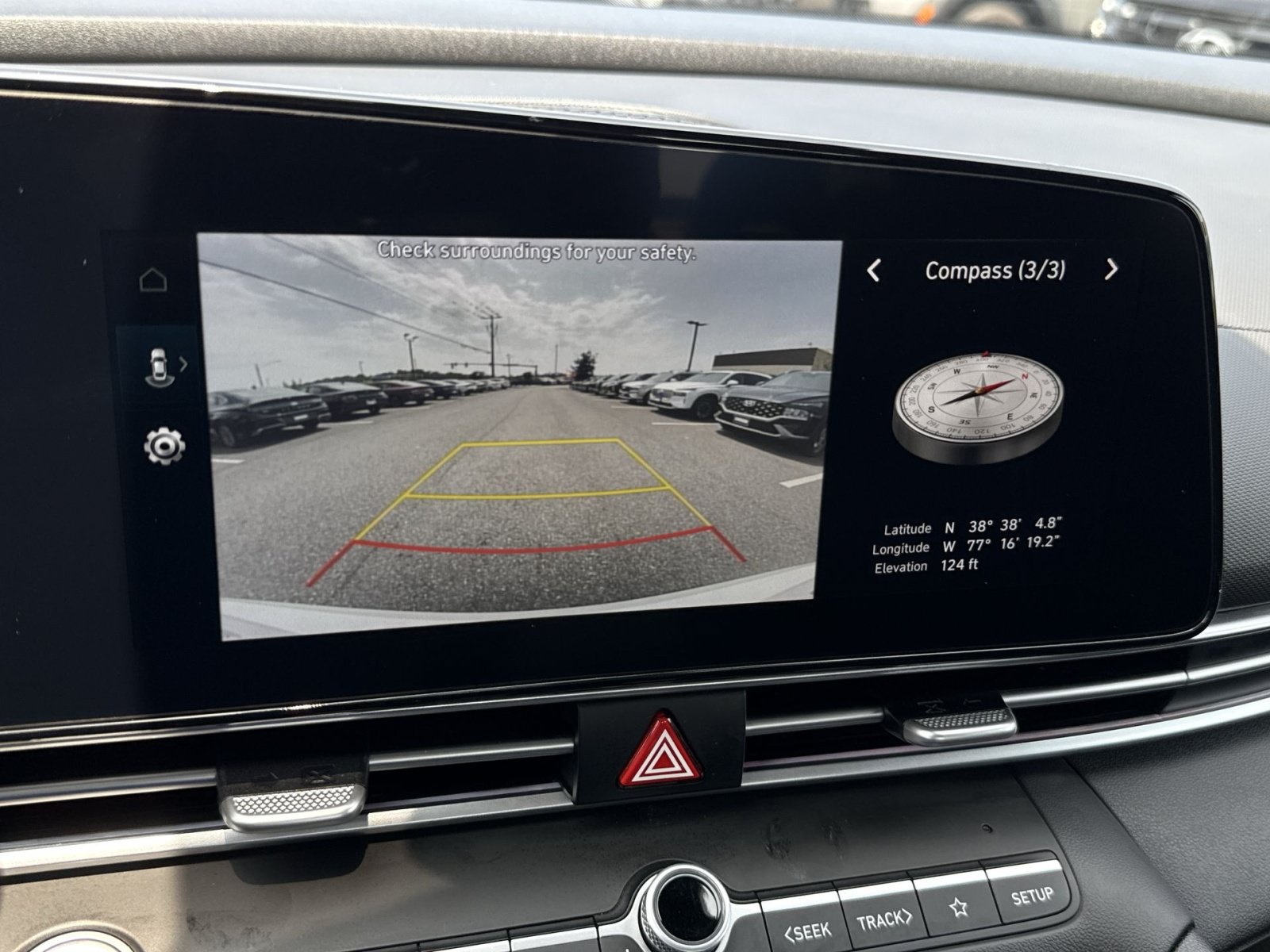 Certified 2025 Hyundai Elantra SEL FWD image 19