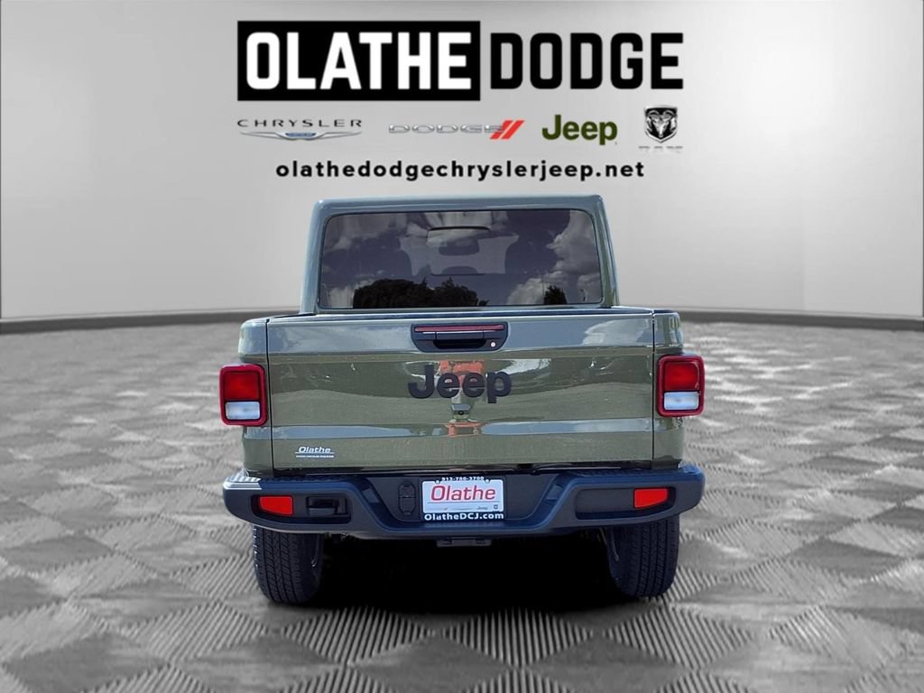 New 2026 Jeep Gladiator Sport AWD/4WD image 23