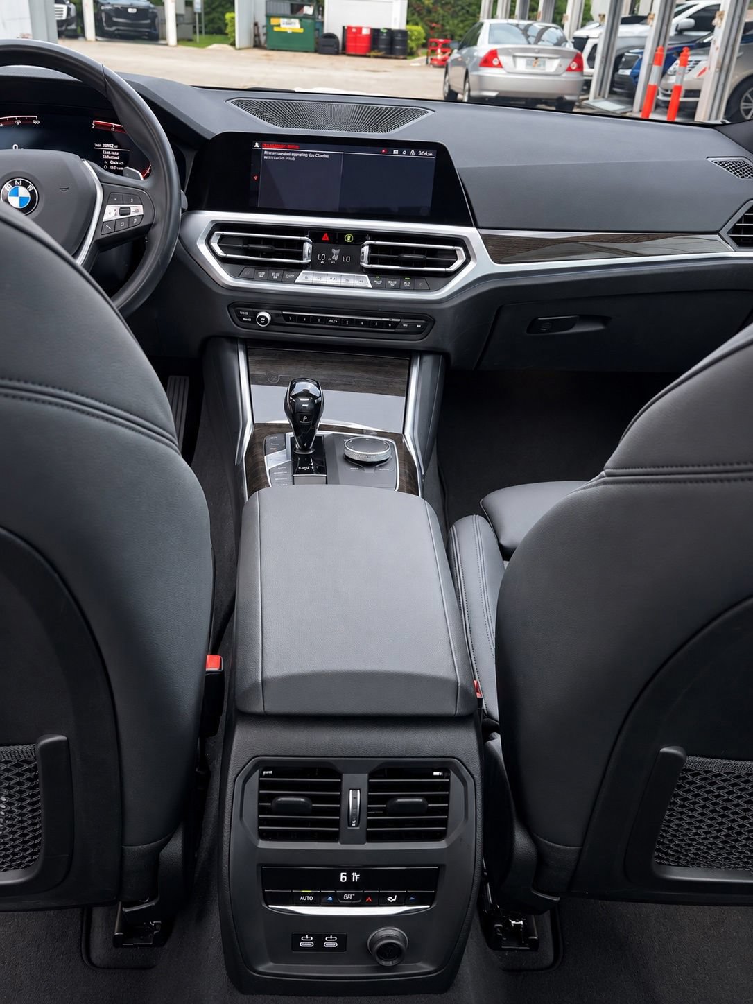 Used 2020 BMW 330i Sedan w/ Driving Assistance Package RWD image 12