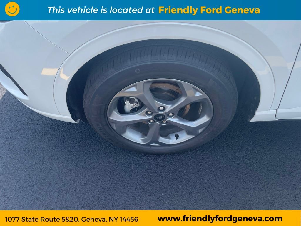 Used 2023 Ford Escape ST-Line Select w/ Tech Pack #2 AWD/4WD image 9