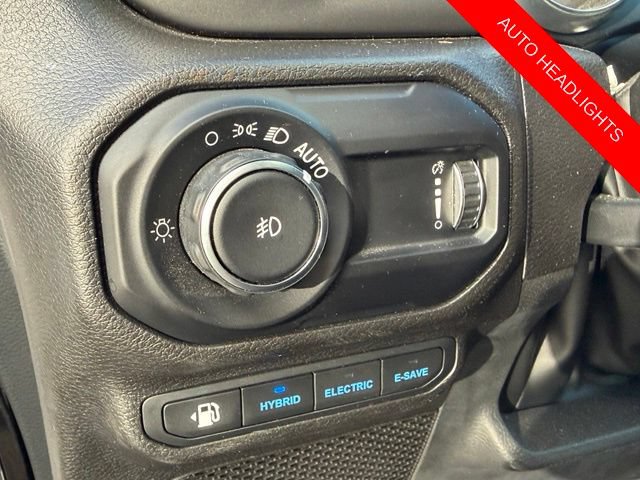 Used 2023 Jeep Wrangler Unlimited w/ Cold Weather Group AWD/4WD image 36