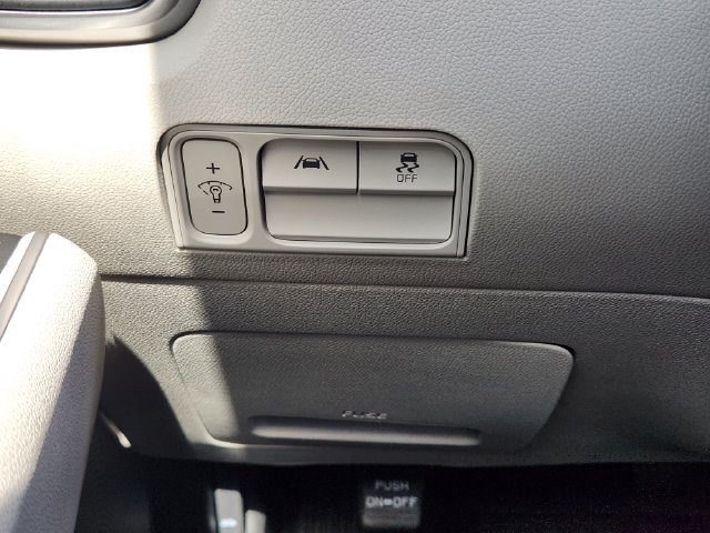 Certified 2022 Kia Sorento S w/ Panoramic Sunroof Package FWD image 23