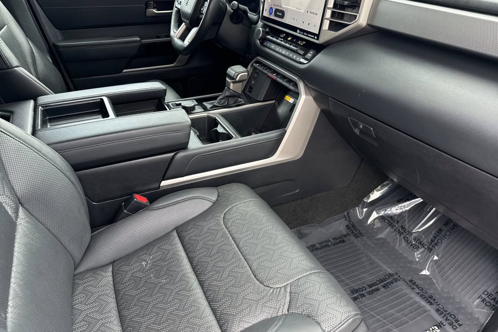 Used 2024 Toyota Tundra Limited AWD/4WD image 17