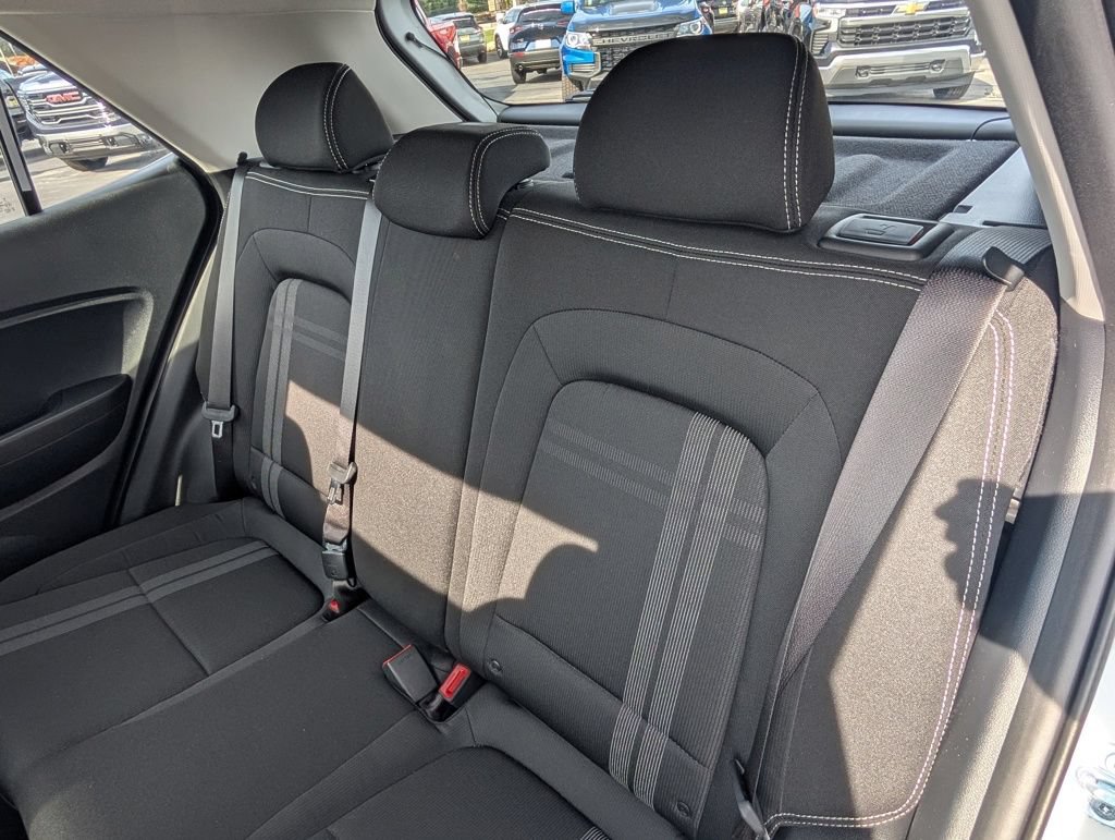 Used 2026 Hyundai Venue SEL FWD image 12