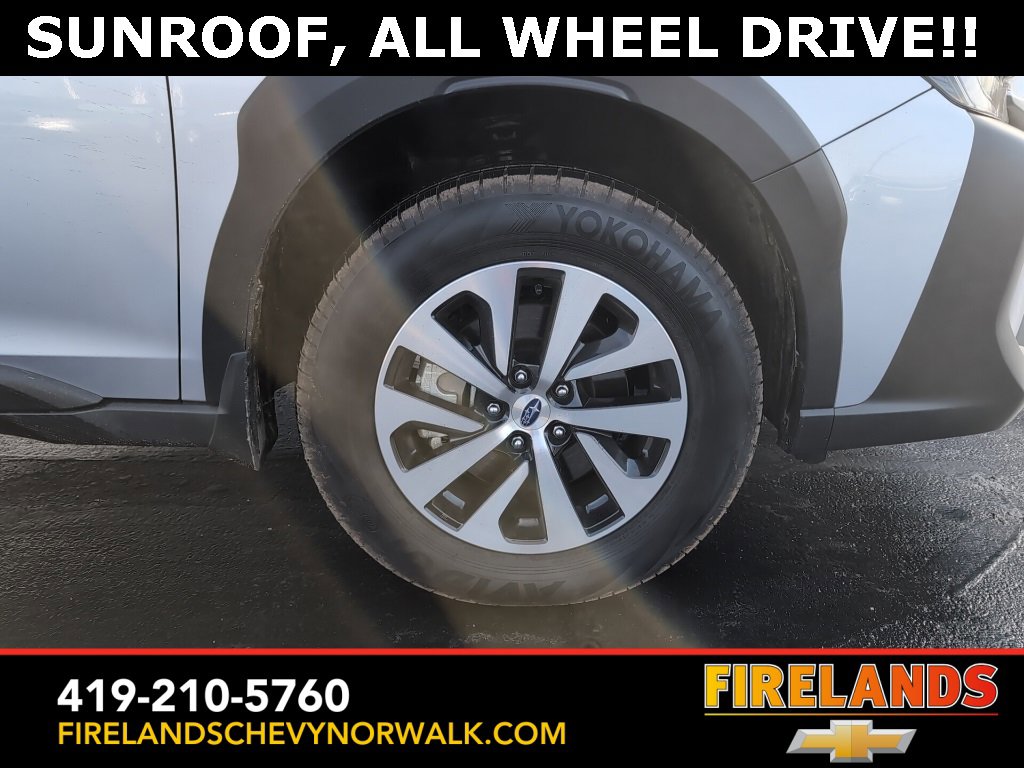 Used 2025 Subaru Outback Premium w/ Popular Package #1A image 12