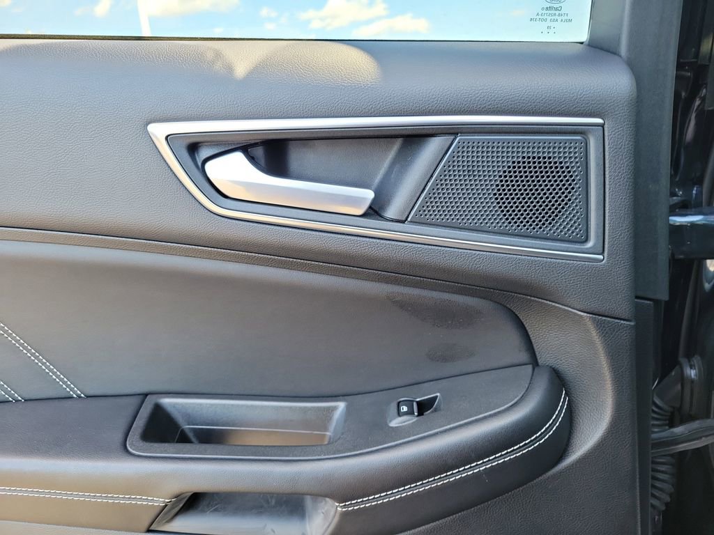 Certified 2024 Ford Edge ST w/ Equipment Group 401A image 14