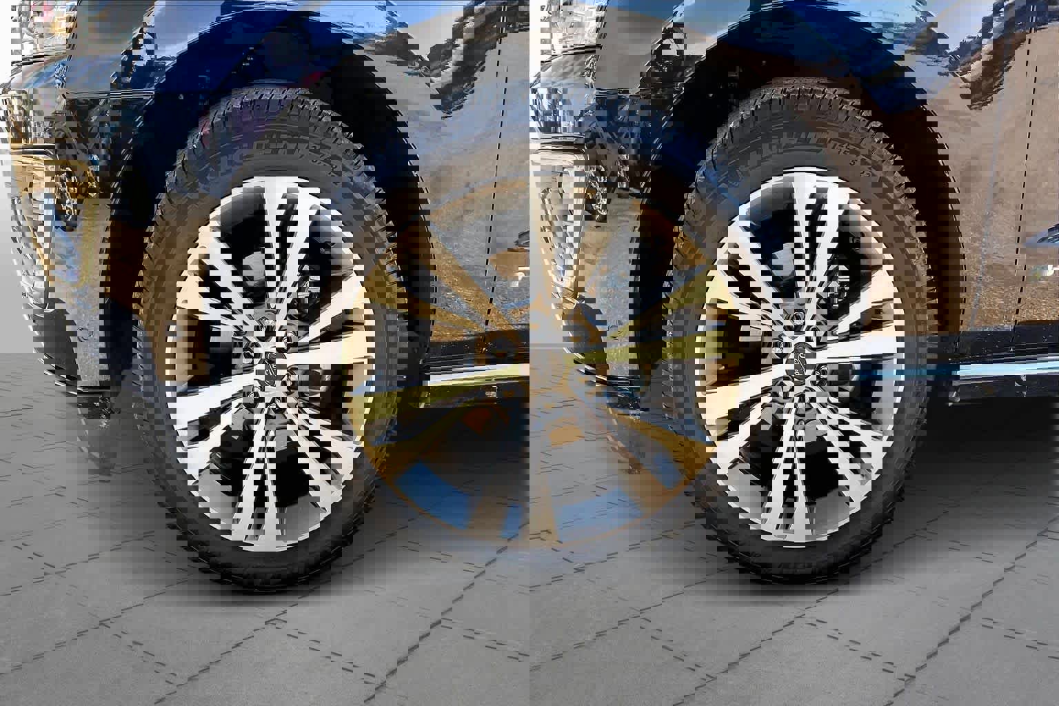 Used 2021 Ford Expedition Platinum image 11