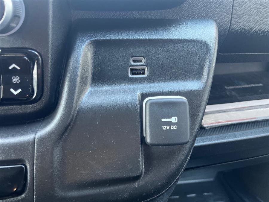 Used 2023 RAM ProMaster 3500 w/ Driver Convenience Group image 19