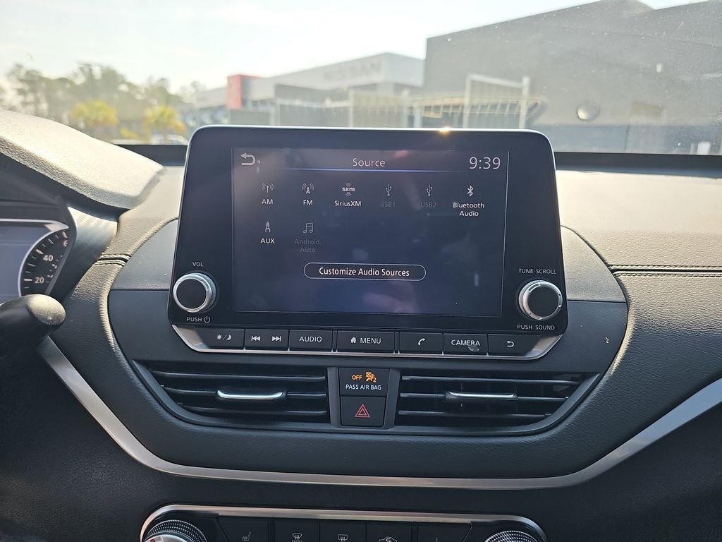 Used 2022 Nissan Altima 2.5 SV w/ SV Premium Package image 25