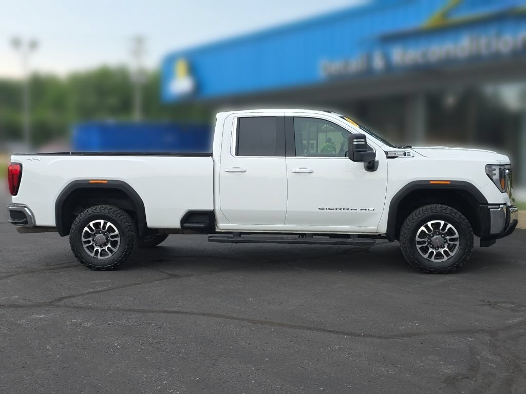 Used 2024 GMC Sierra 2500 SLE w/ SLE Convenience Package AWD/4WD image 9