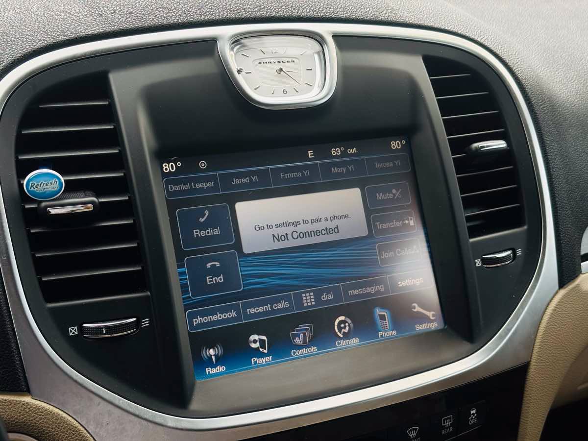 Used 2014 Chrysler 300 AWD image 63