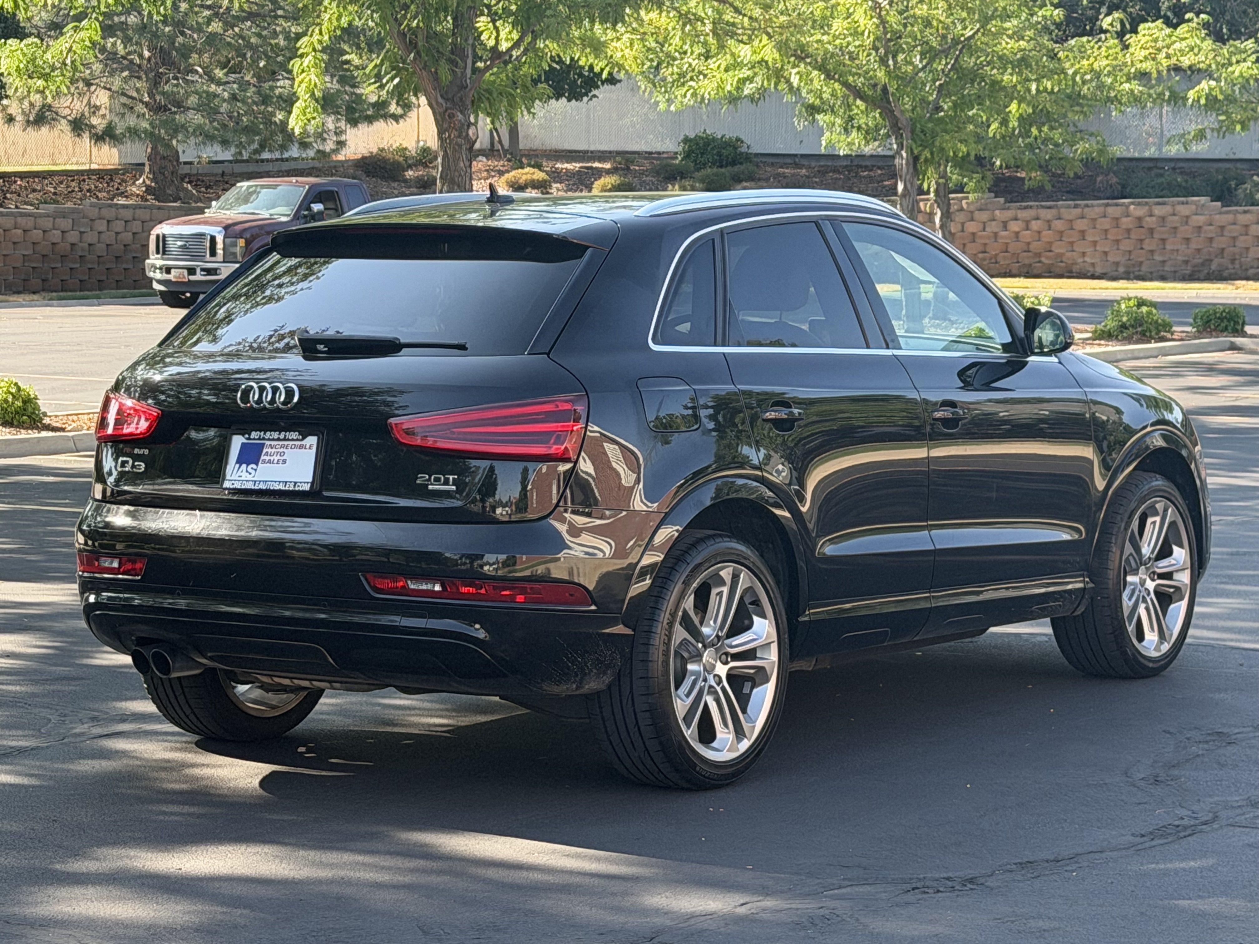 Used 2015 Audi Q3 2.0T Prestige w/ Prestige Package AWD/4WD image 6