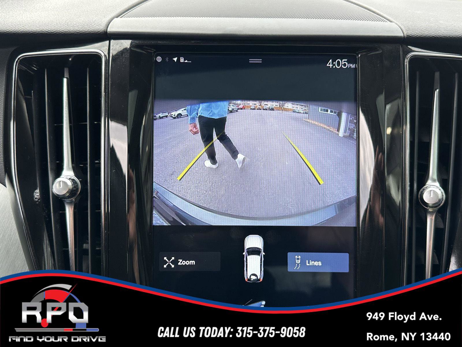 Used 2019 Volvo XC60 T5 Momentum w/ Protection Package image 23