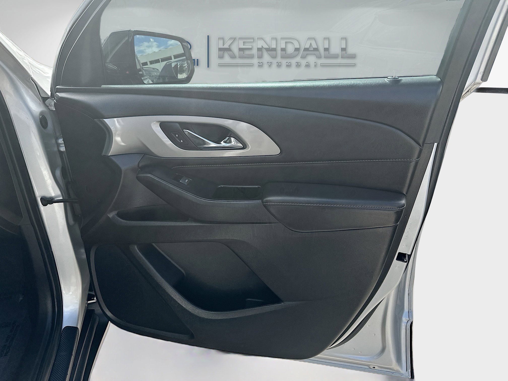 Used 2019 Chevrolet Traverse LS FWD image 32