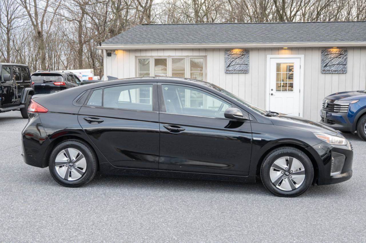 Used 2019 Hyundai Ioniq Blue image 11
