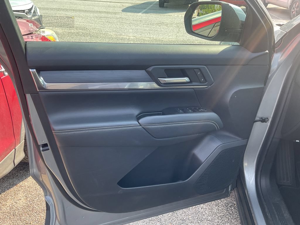Used 2025 GMC Terrain Elevation FWD image 12