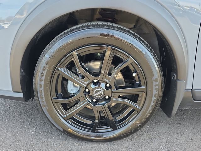 Used 2024 Nissan Kicks SR w/ SR Premium Package image 9