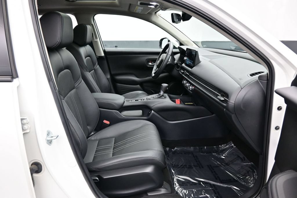 Used 2025 Honda HR-V EX-L image 34