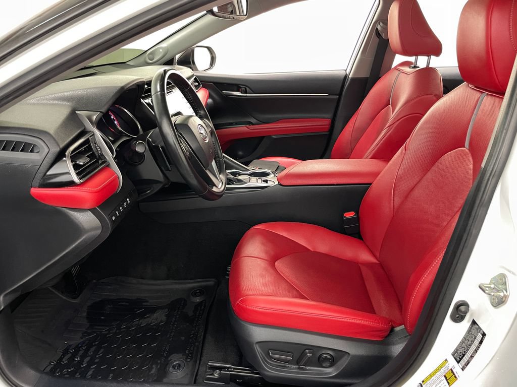Used 2020 Toyota Camry XSE w/ Driver Assist Package FWD image 9