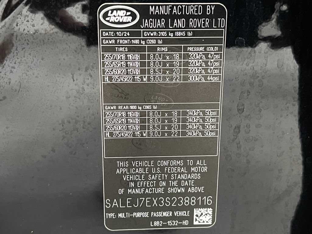 Used 2025 Land Rover Defender 110 S AWD/4WD image 79