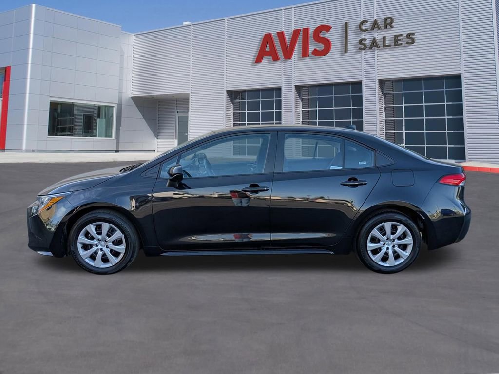 Used 2025 Toyota Corolla LE image 10