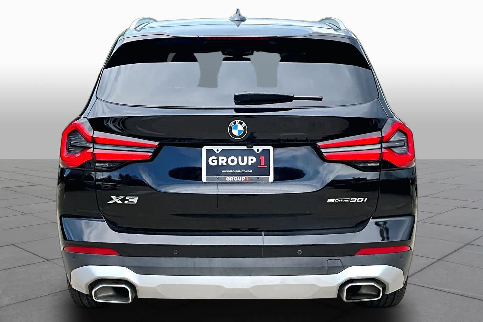 Used 2024 BMW X3 sDrive30i RWD image 4