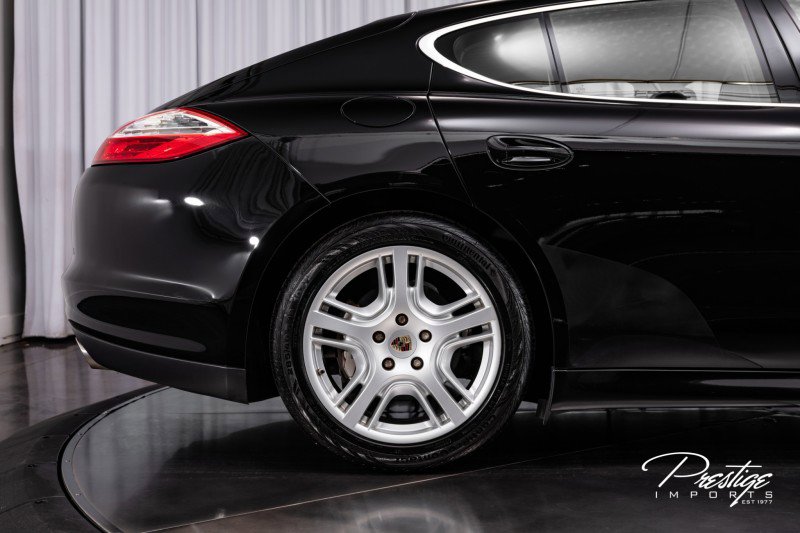 Used 2010 Porsche Panamera S image 16