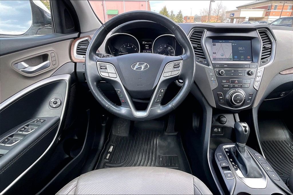 Used 2019 Hyundai Santa Fe XL image 5
