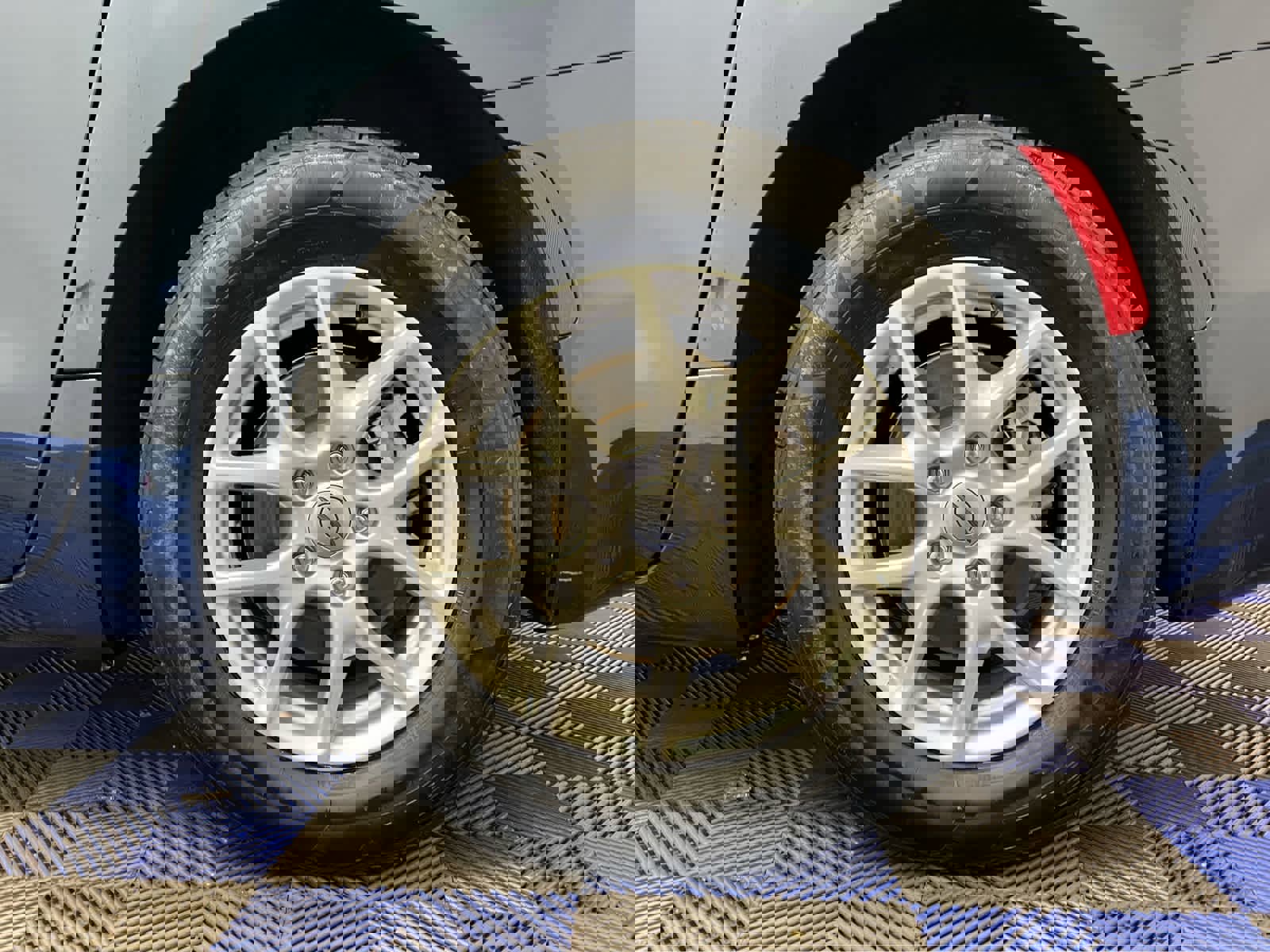 Used 2024 Chrysler Pacifica Touring-L image 9