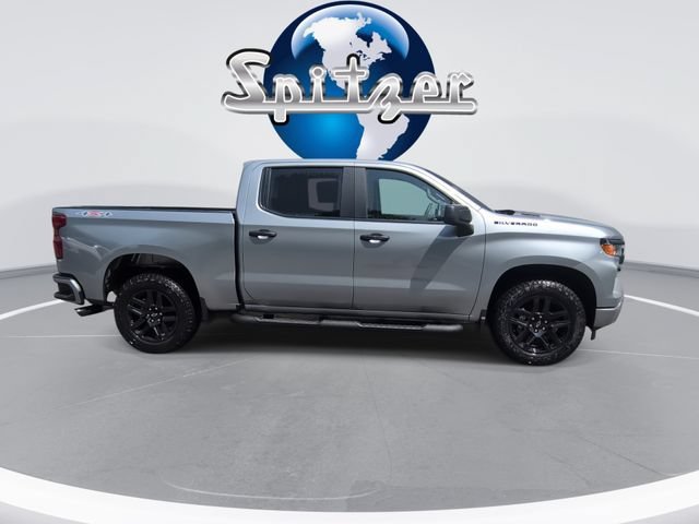 New 2026 Chevrolet Silverado 1500 Custom w/ Turbomax Blackout Package AWD/4WD image 10