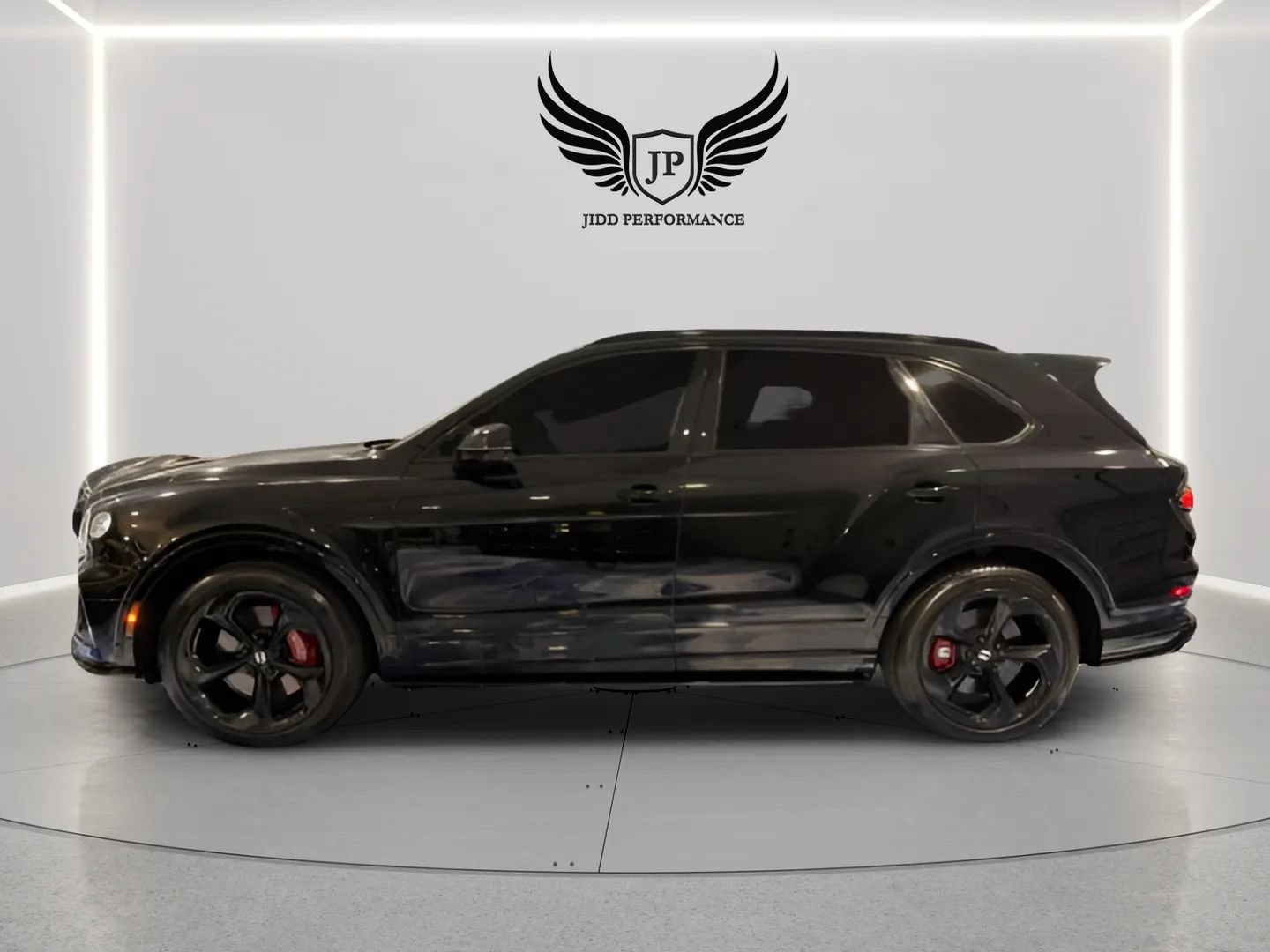 Used 2023 Bentley Bentayga AWD/4WD image 4