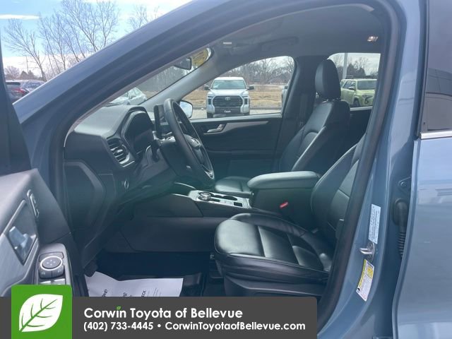 Used 2023 Ford Escape Platinum image 7