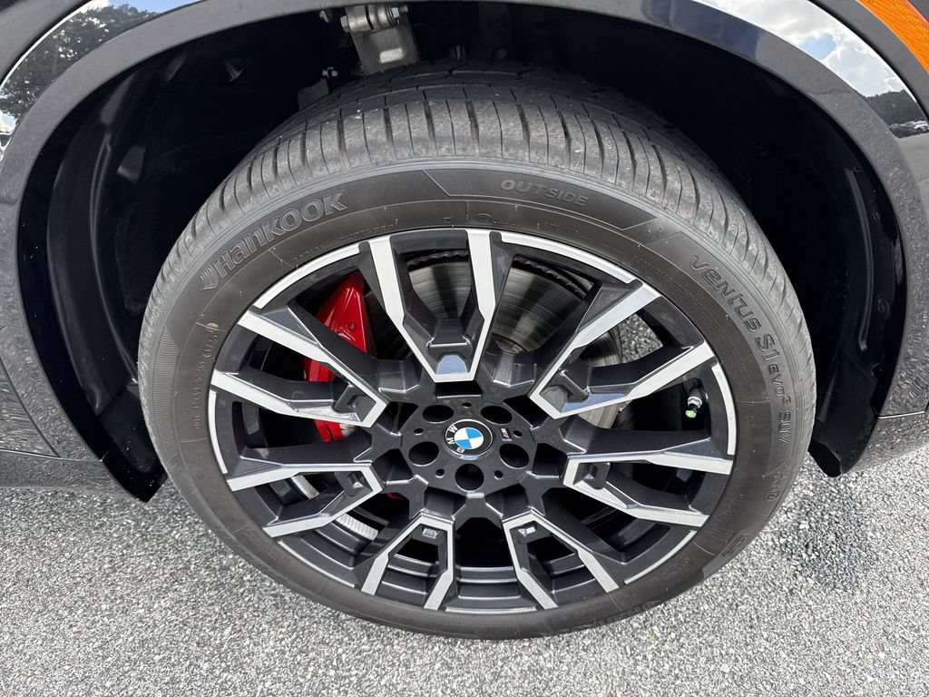 Used 2026 BMW X5 xDrive40i w/ M Sport Package AWD/4WD image 12