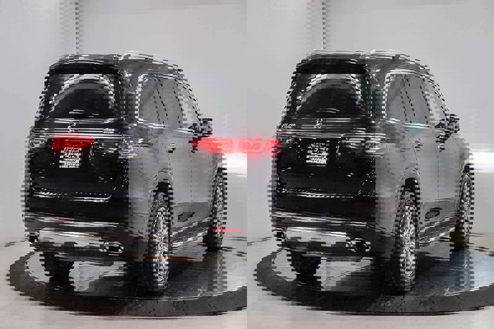 Certified 2020 Mercedes-Benz GLS 450 4MATIC image 4