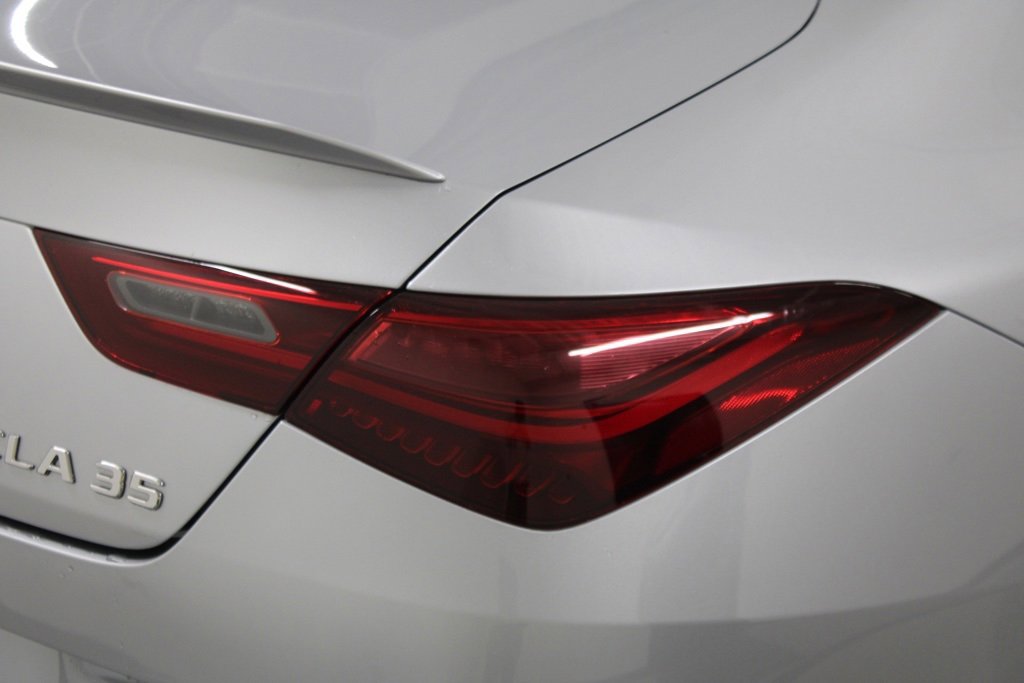 Used 2025 Mercedes-Benz CLA 35 AMG 4MATIC image 12