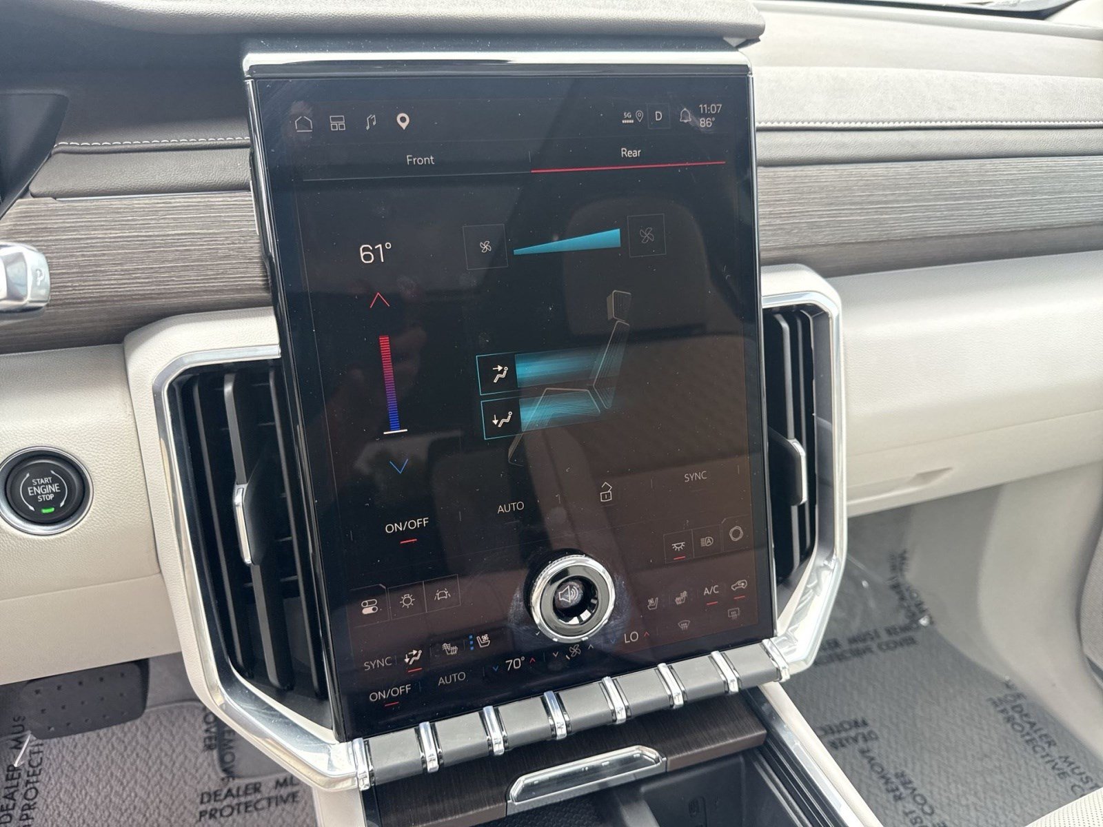 New 2026 GMC Acadia Denali w/ Super Cruise Package FWD image 16