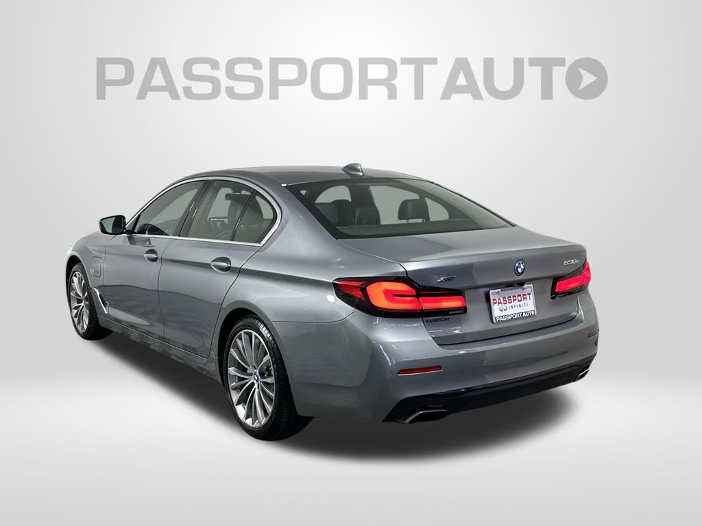 Used 2023 BMW 530e xDrive w/ Premium Package video 2