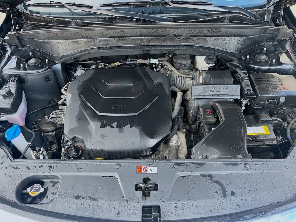 Used 2022 Kia Telluride LX image 30