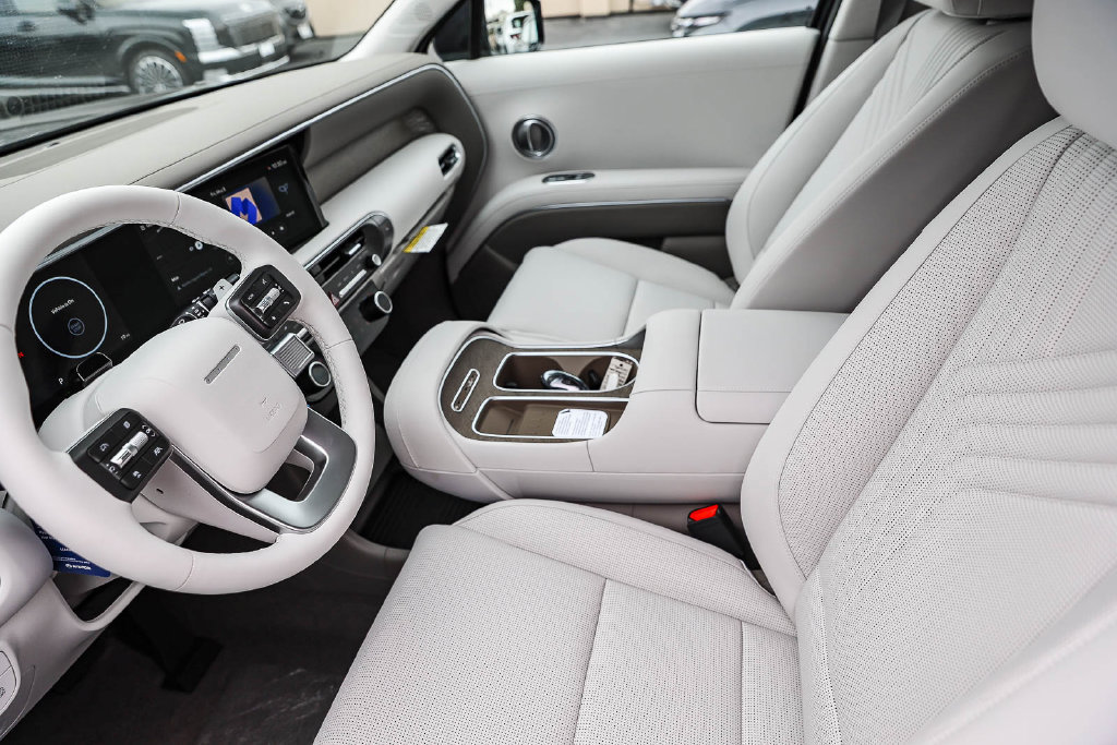 New 2026 Hyundai Palisade SEL Premium FWD image 18