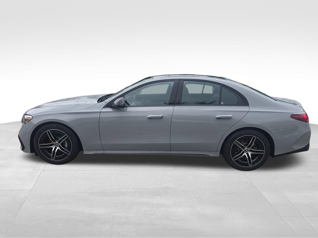 New 2026 Mercedes-Benz E 450 4MATIC Sedan image 2