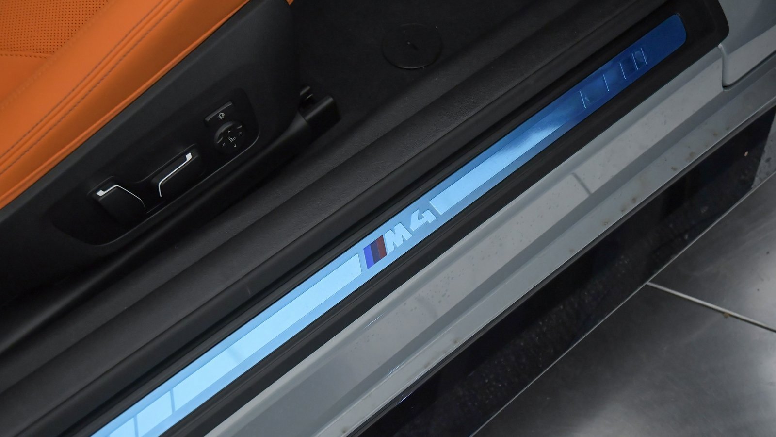 New 2025 BMW M4 Coupe w/ Parking Assistance Package image 29