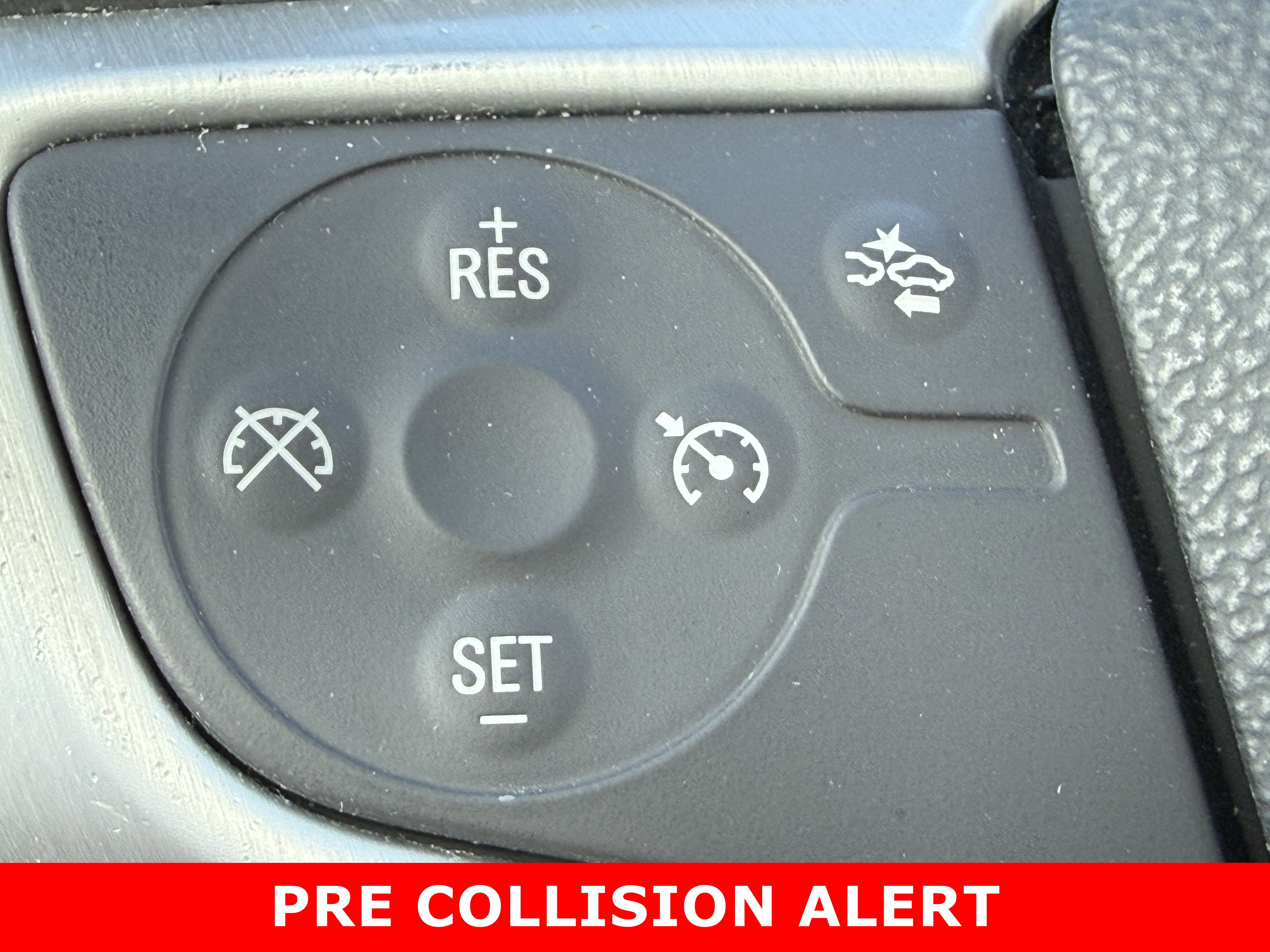 Used 2022 GMC Terrain SLE w/ Driver Convenience Package image 23