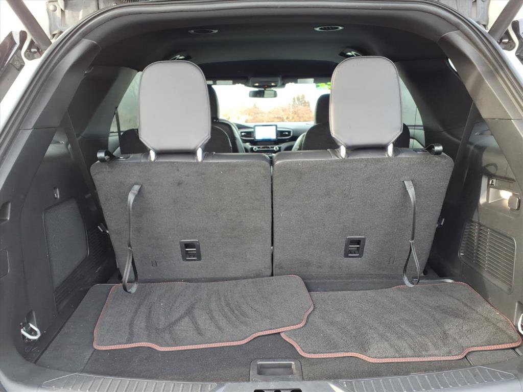 Used 2023 Ford Explorer ST-Line w/ Class IV Trailer Tow Package image 8