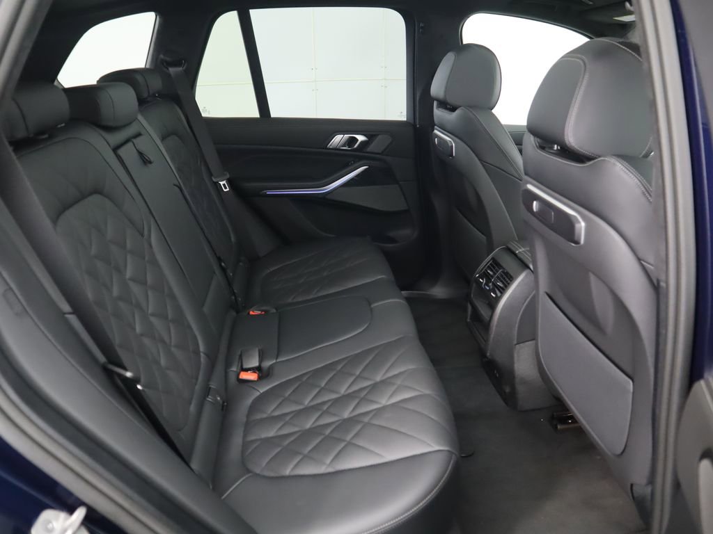 New 2026 BMW X5 sDrive40i w/ M Sport Package image 23