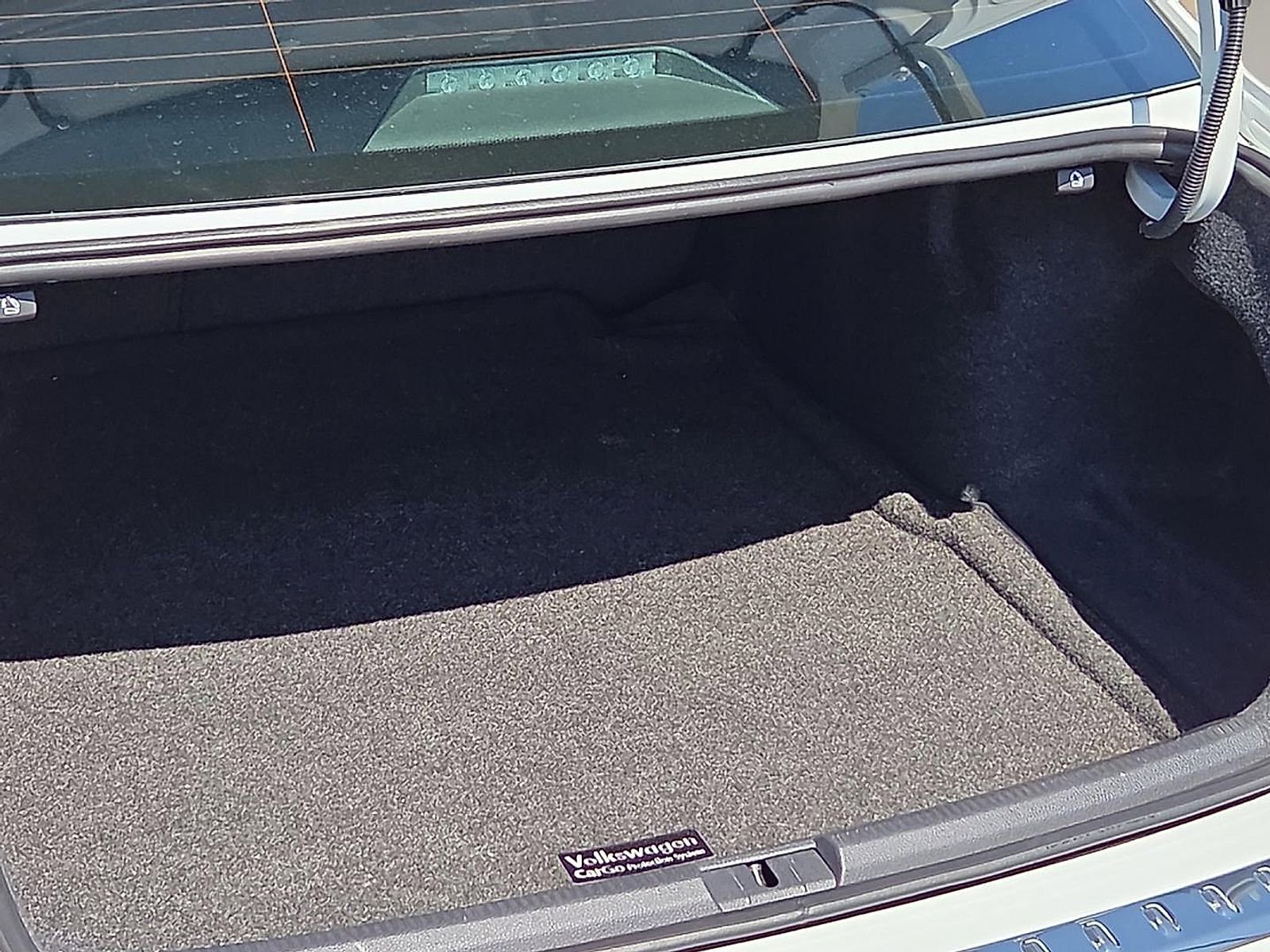 Used 2020 Volkswagen Passat 2.0T SE image 8