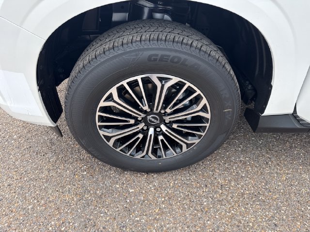New 2027 Nissan Armada SL RWD image 17