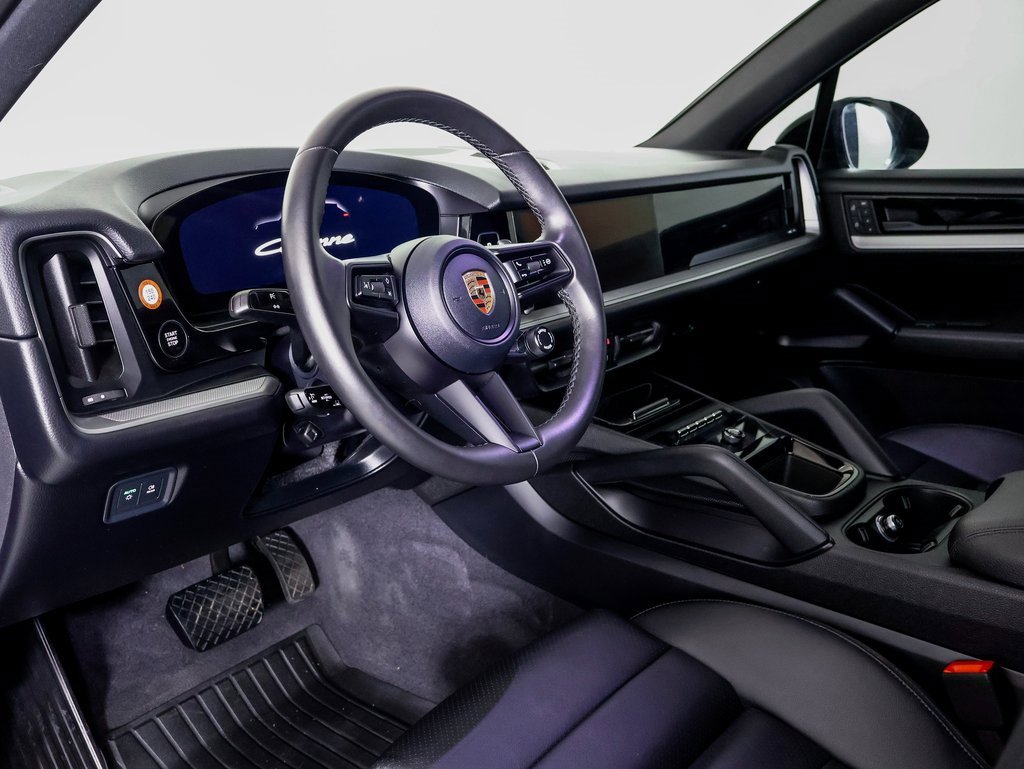 Certified 2024 Porsche Cayenne image 4