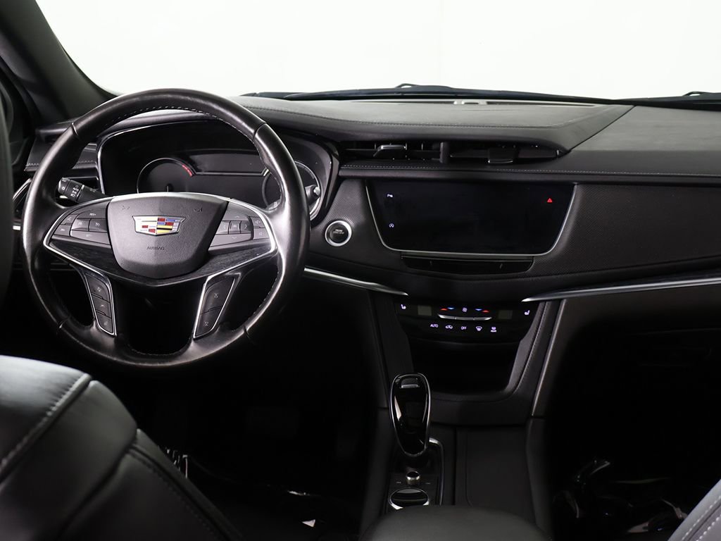 Used 2021 Cadillac XT5 Premium Luxury image 32