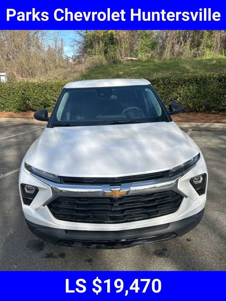 Certified 2024 Chevrolet TrailBlazer LS w/ LS Convenience Package image 2