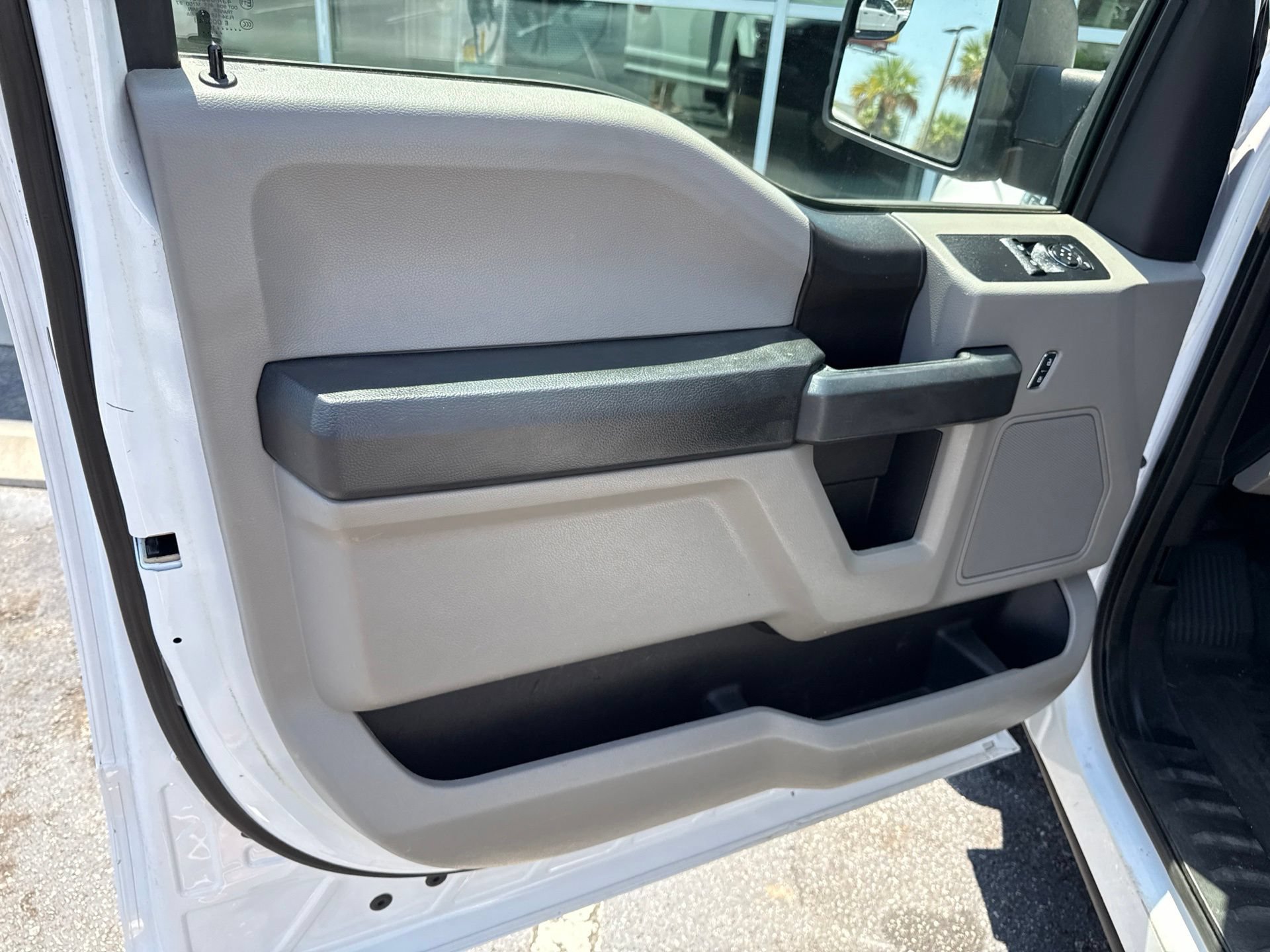 Used 2019 Ford F150 XL w/ Trailer Tow Package RWD image 12